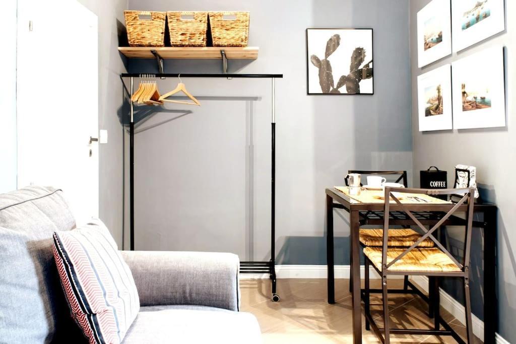 Apartment Gravina Studio In The Center Of *