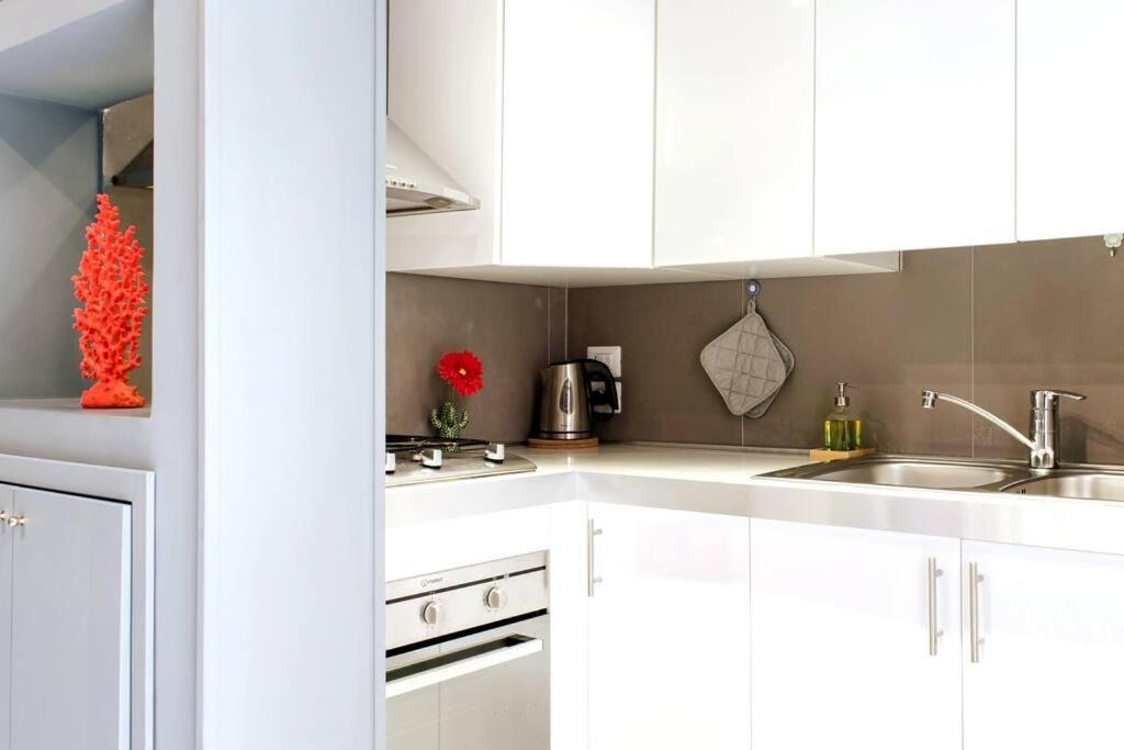 Gravina Studio In The Center Of Apartment Naples